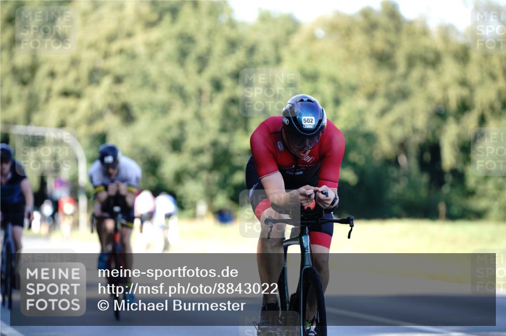 07.09.2025 - 19. Norderstedt Triathlon Michael Burmester http://msf.ph/oto/8843022 07.09.2025 15:52:35 Radfahren 502, 923, 1049, 1444, 1587 meine-sportfotos.de