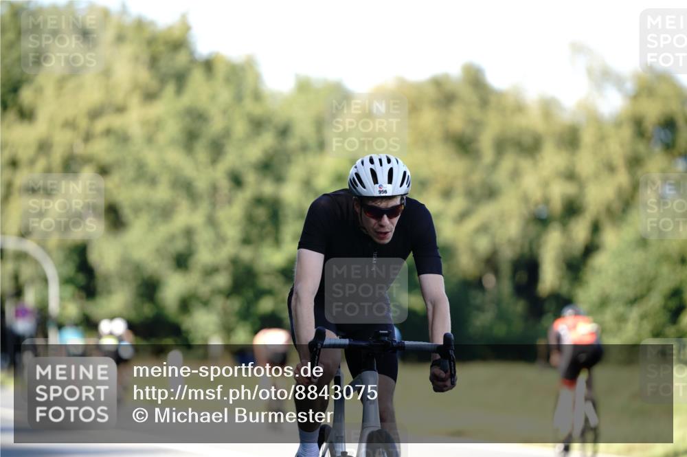 07.09.2025 - 19. Norderstedt Triathlon Michael Burmester http://msf.ph/oto/8843075 07.09.2025 15:52:49 Radfahren 515, 535, 956, 1096, 1586 meine-sportfotos.de
