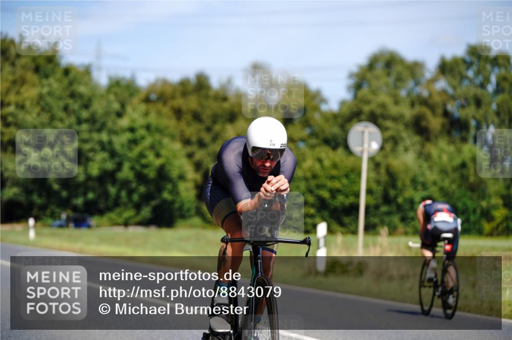 07.09.2025 - 19. Norderstedt Triathlon Michael Burmester http://msf.ph/oto/8843079 07.09.2025 12:57:47 Radfahren 242, 318, 841, 1238, 1326 meine-sportfotos.de