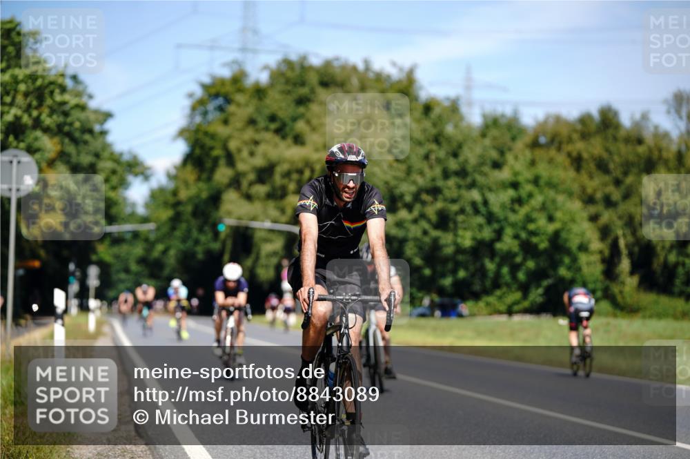 07.09.2025 - 19. Norderstedt Triathlon Michael Burmester http://msf.ph/oto/8843089 07.09.2025 12:57:48 Radfahren 242, 318, 841, 1238, 1317 meine-sportfotos.de