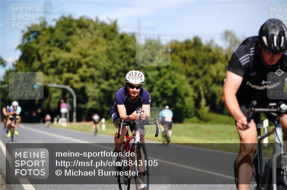 07.09.2025 - 19. Norderstedt Triathlon Michael Burmester http://msf.ph/oto/8843105 07.09.2025 12:57:51 Radfahren 777, 1238, 1317 meine-sportfotos.de
