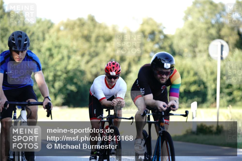 07.09.2025 - 19. Norderstedt Triathlon Michael Burmester http://msf.ph/oto/8843168 07.09.2025 15:53:14 Radfahren 415, 496, 497, 524, 886, 890, 1537, 1584, 1625 meine-sportfotos.de