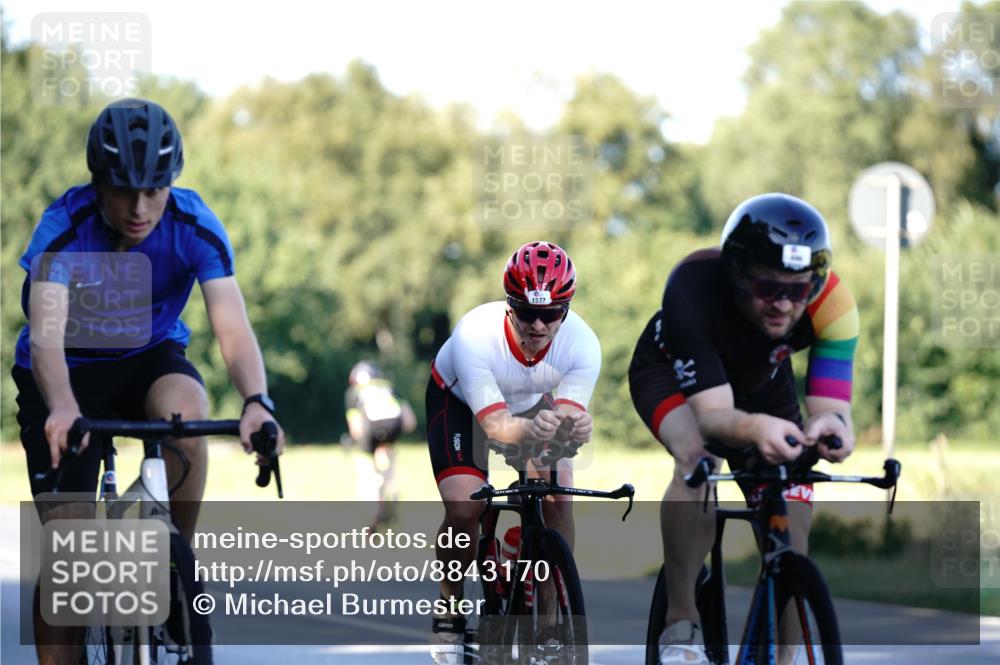 07.09.2025 - 19. Norderstedt Triathlon Michael Burmester http://msf.ph/oto/8843170 07.09.2025 15:53:15 Radfahren 415, 496, 497, 524, 886, 890, 1537, 1584 meine-sportfotos.de