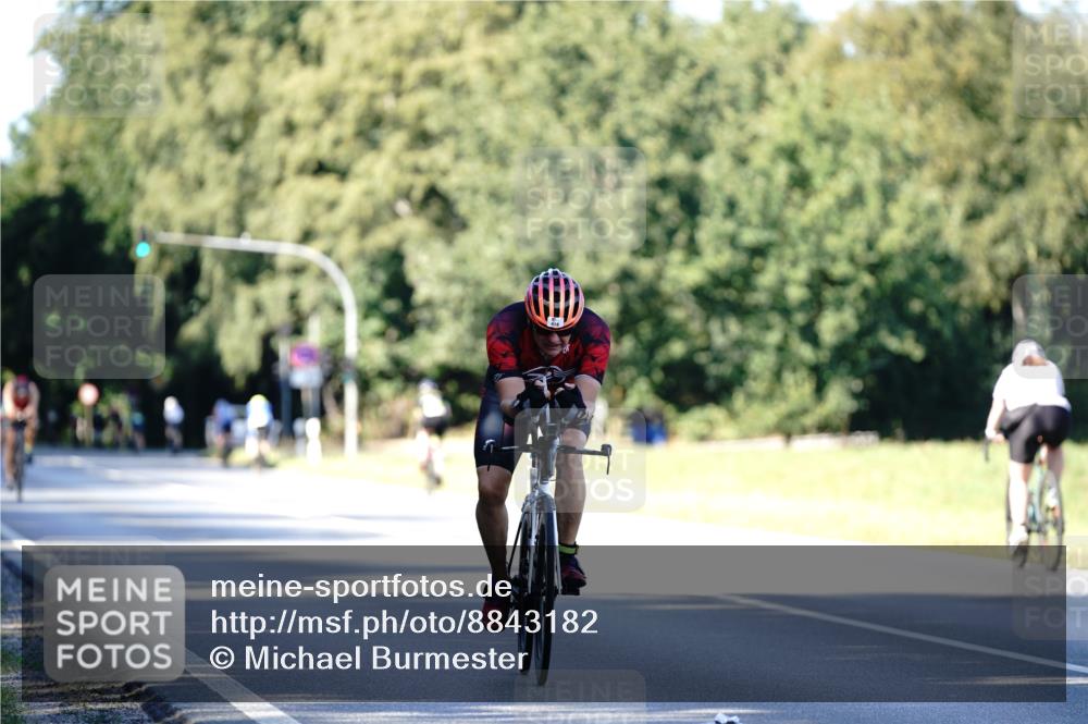 07.09.2025 - 19. Norderstedt Triathlon Michael Burmester http://msf.ph/oto/8843182 07.09.2025 15:53:19 Radfahren 415, 418, 497 meine-sportfotos.de