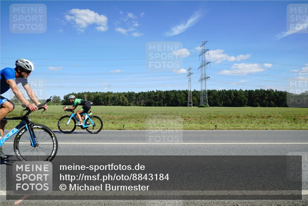 07.09.2025 - 19. Norderstedt Triathlon Michael Burmester http://msf.ph/oto/8843184 07.09.2025 14:42:20 Radfahren 411, 1000, 1491 meine-sportfotos.de