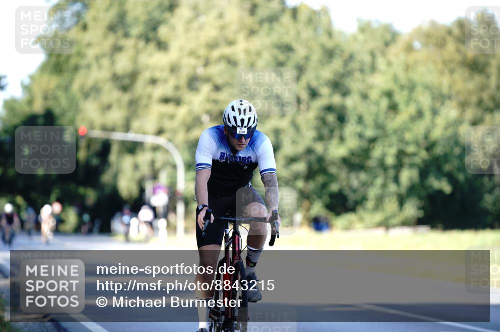 07.09.2025 - 19. Norderstedt Triathlon Michael Burmester http://msf.ph/oto/8843215 07.09.2025 15:53:30 Radfahren 362, 505, 864, 953, 1400 meine-sportfotos.de