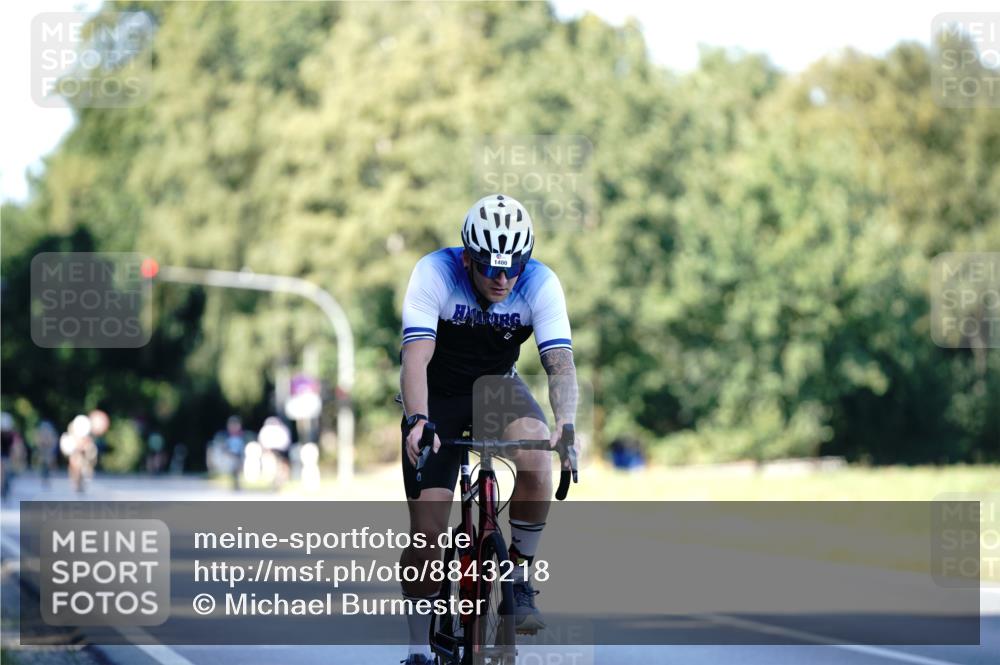 07.09.2025 - 19. Norderstedt Triathlon Michael Burmester http://msf.ph/oto/8843218 07.09.2025 15:53:30 Radfahren 362, 505, 864, 953, 1400 meine-sportfotos.de