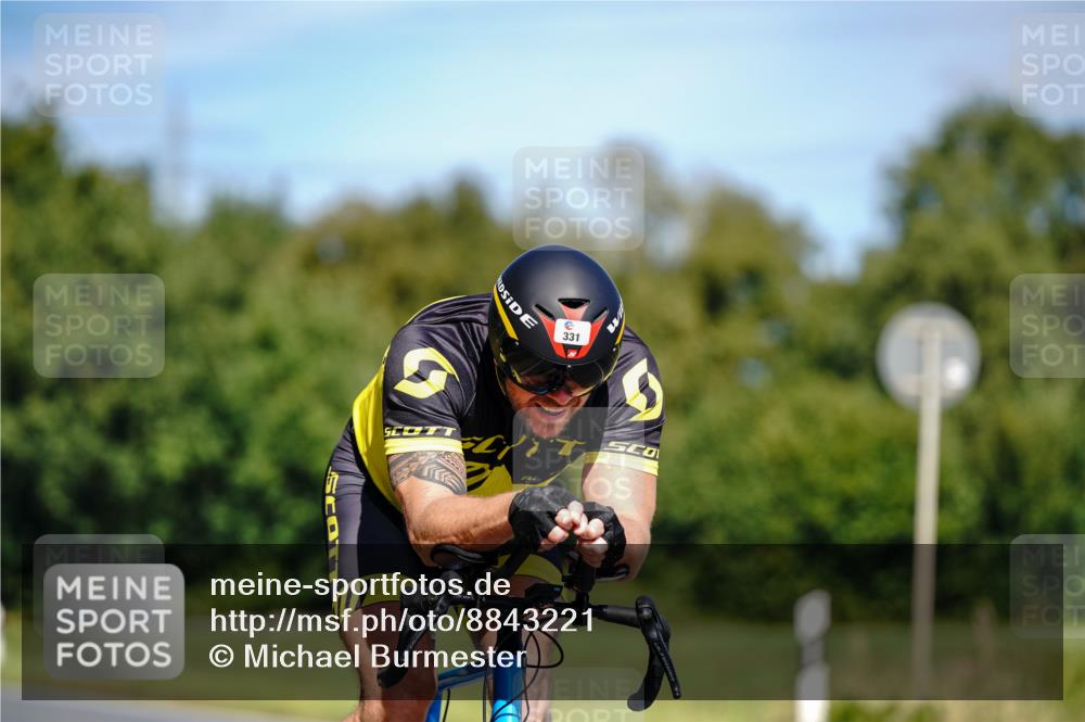 07.09.2025 - 19. Norderstedt Triathlon Michael Burmester http://msf.ph/oto/8843221 07.09.2025 12:58:54 Radfahren 307, 331 meine-sportfotos.de