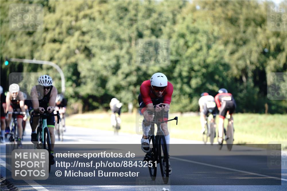 07.09.2025 - 19. Norderstedt Triathlon Michael Burmester http://msf.ph/oto/8843251 07.09.2025 15:53:47 Radfahren 507, 1072, 1084, 1427 meine-sportfotos.de