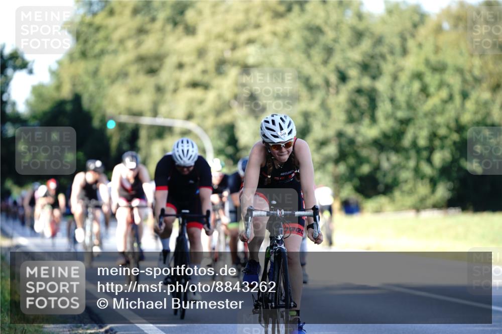 07.09.2025 - 19. Norderstedt Triathlon Michael Burmester http://msf.ph/oto/8843262 07.09.2025 15:53:49 Radfahren 507, 931, 952, 1053, 1072, 1091, 1427, 1553, 1577 meine-sportfotos.de