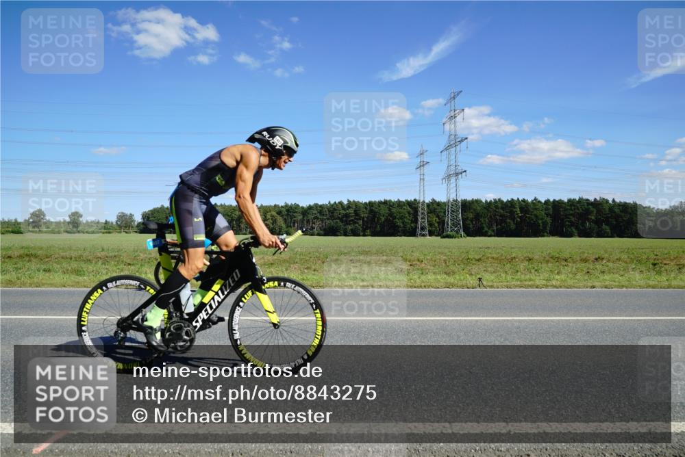 07.09.2025 - 19. Norderstedt Triathlon Michael Burmester http://msf.ph/oto/8843275 07.09.2025 14:42:56 Radfahren 1457, 1502 meine-sportfotos.de