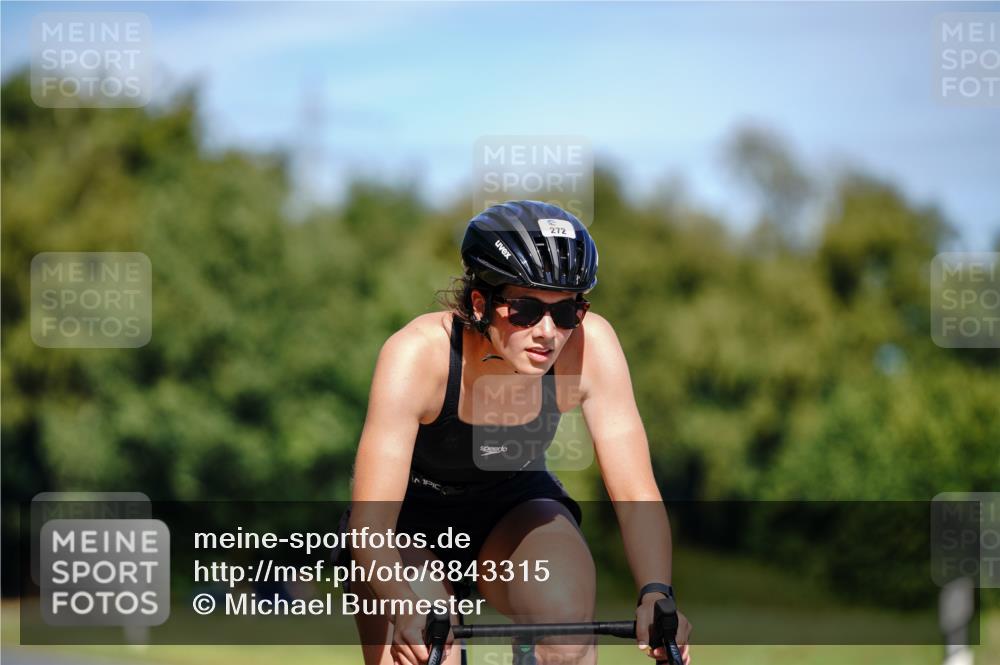 07.09.2025 - 19. Norderstedt Triathlon Michael Burmester http://msf.ph/oto/8843315 07.09.2025 12:59:48 Radfahren 272 meine-sportfotos.de