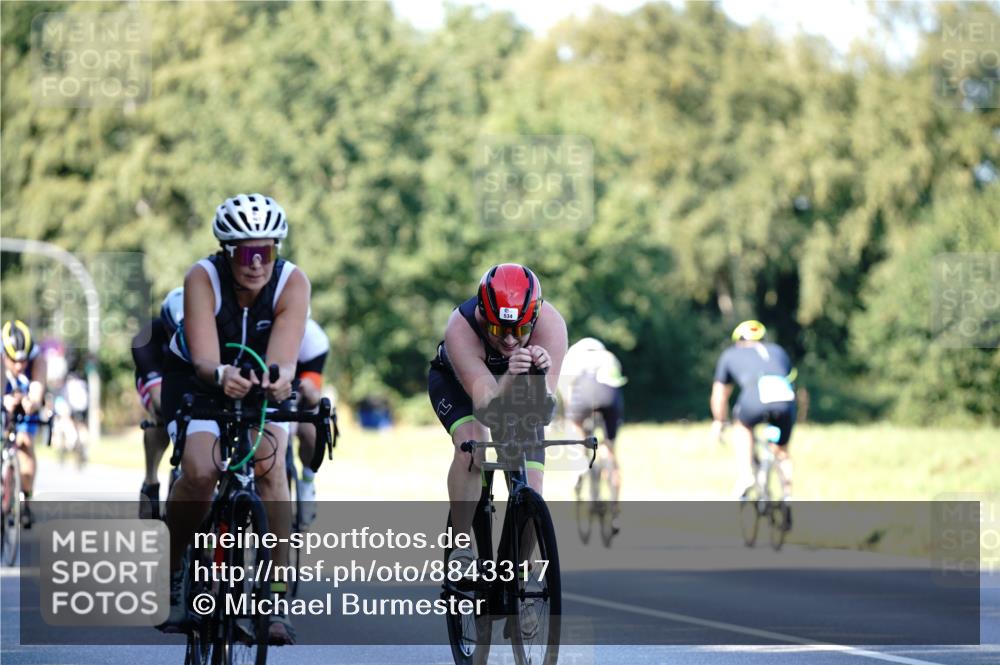 07.09.2025 - 19. Norderstedt Triathlon Michael Burmester http://msf.ph/oto/8843317 07.09.2025 15:54:01 Radfahren 432, 461, 534, 547, 871, 949, 1410, 1554, 1569, 1619 meine-sportfotos.de