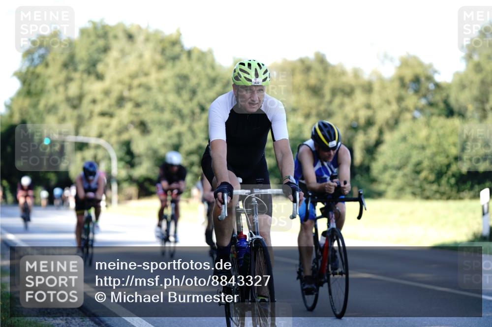 07.09.2025 - 19. Norderstedt Triathlon Michael Burmester http://msf.ph/oto/8843327 07.09.2025 15:54:03 Radfahren 432, 461, 534, 547, 549, 949, 1104, 1410, 1554, 1569 meine-sportfotos.de