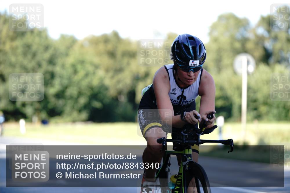 07.09.2025 - 19. Norderstedt Triathlon Michael Burmester http://msf.ph/oto/8843340 07.09.2025 15:54:05 Radfahren 432, 461, 534, 547, 549, 949, 1046, 1104, 1410, 1569 meine-sportfotos.de