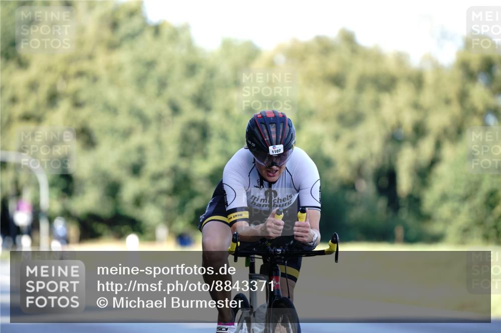 07.09.2025 - 19. Norderstedt Triathlon Michael Burmester http://msf.ph/oto/8843371 07.09.2025 15:54:17 Radfahren 544, 1107, 1592 meine-sportfotos.de