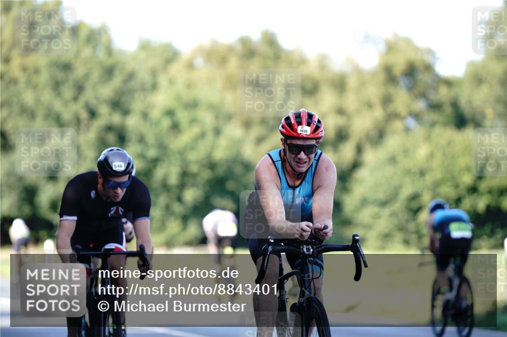 07.09.2025 - 19. Norderstedt Triathlon Michael Burmester http://msf.ph/oto/8843401 07.09.2025 15:54:32 Radfahren 521, 546, 903, 1443, 1630 meine-sportfotos.de