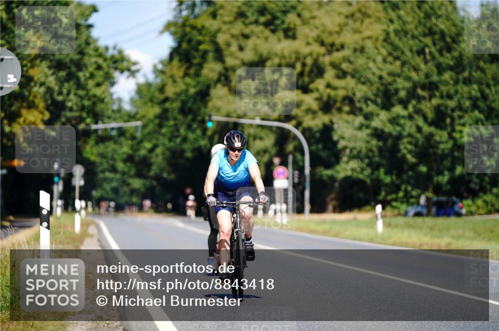07.09.2025 - 19. Norderstedt Triathlon Michael Burmester http://msf.ph/oto/8843418 07.09.2025 13:00:54 Radfahren  meine-sportfotos.de