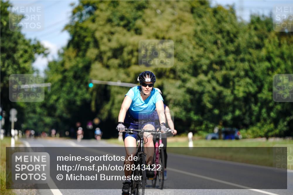 07.09.2025 - 19. Norderstedt Triathlon Michael Burmester http://msf.ph/oto/8843422 07.09.2025 13:00:56 Radfahren 335, 755 meine-sportfotos.de