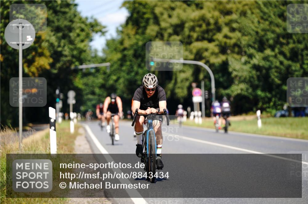 07.09.2025 - 19. Norderstedt Triathlon Michael Burmester http://msf.ph/oto/8843434 07.09.2025 13:01:55 Radfahren 142 meine-sportfotos.de