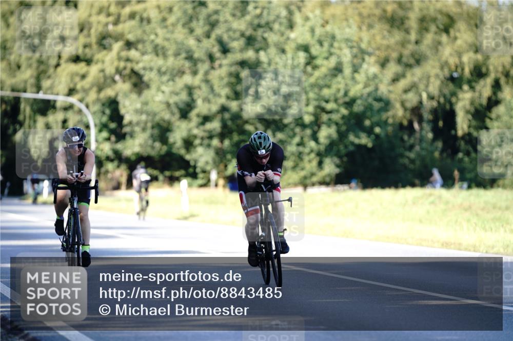 07.09.2025 - 19. Norderstedt Triathlon Michael Burmester http://msf.ph/oto/8843485 07.09.2025 15:55:05 Radfahren 490, 548, 1086 meine-sportfotos.de