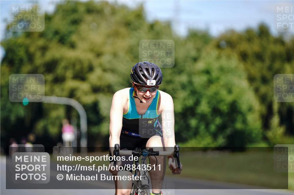 07.09.2025 - 19. Norderstedt Triathlon Michael Burmester http://msf.ph/oto/8843511 07.09.2025 13:02:49 Radfahren 240 meine-sportfotos.de