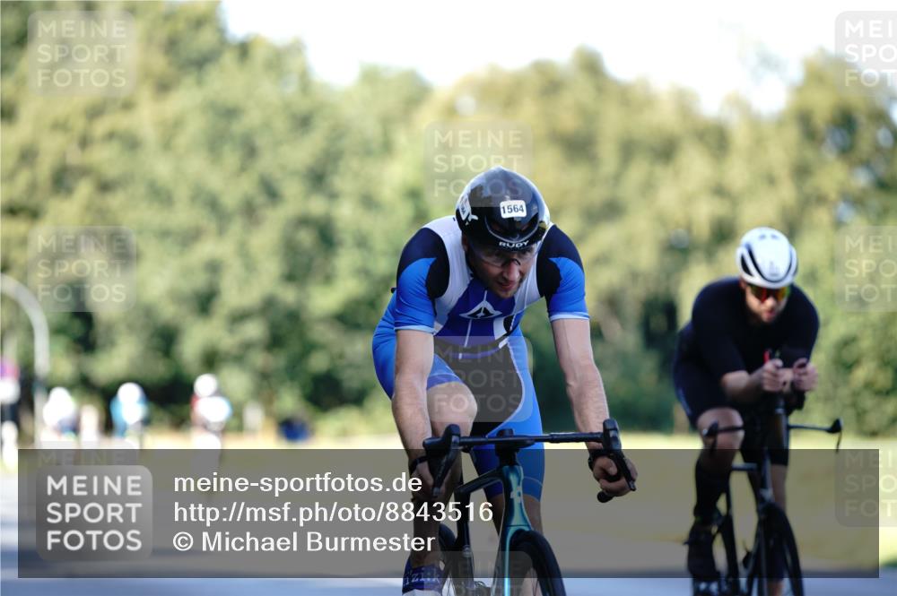 07.09.2025 - 19. Norderstedt Triathlon Michael Burmester http://msf.ph/oto/8843516 07.09.2025 15:55:15 Radfahren 937, 1512, 1549, 1550, 1564, 1581 meine-sportfotos.de