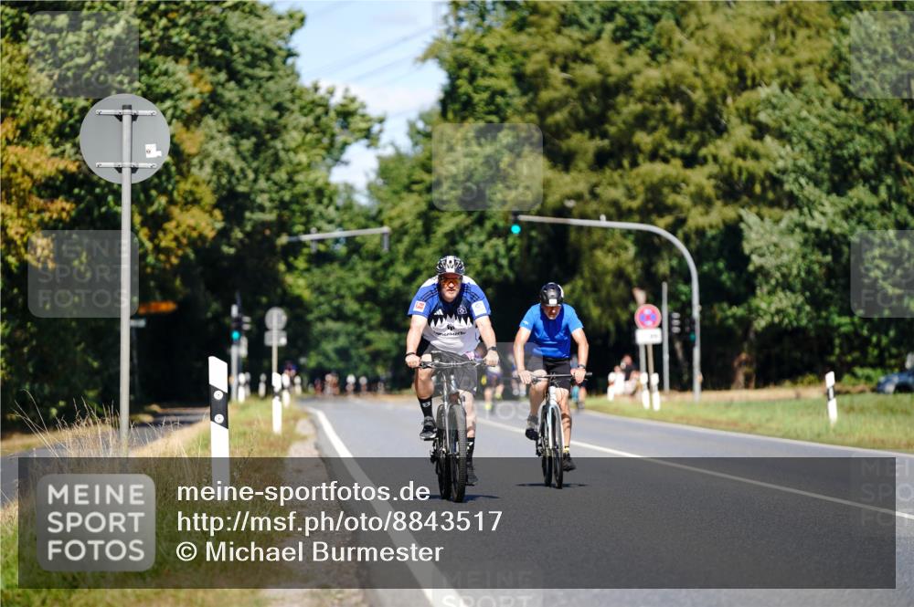 07.09.2025 - 19. Norderstedt Triathlon Michael Burmester http://msf.ph/oto/8843517 07.09.2025 13:03:07 Radfahren  meine-sportfotos.de