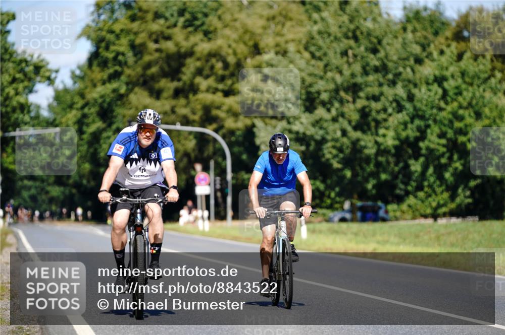 07.09.2025 - 19. Norderstedt Triathlon Michael Burmester http://msf.ph/oto/8843522 07.09.2025 13:03:10 Radfahren 311, 314 meine-sportfotos.de