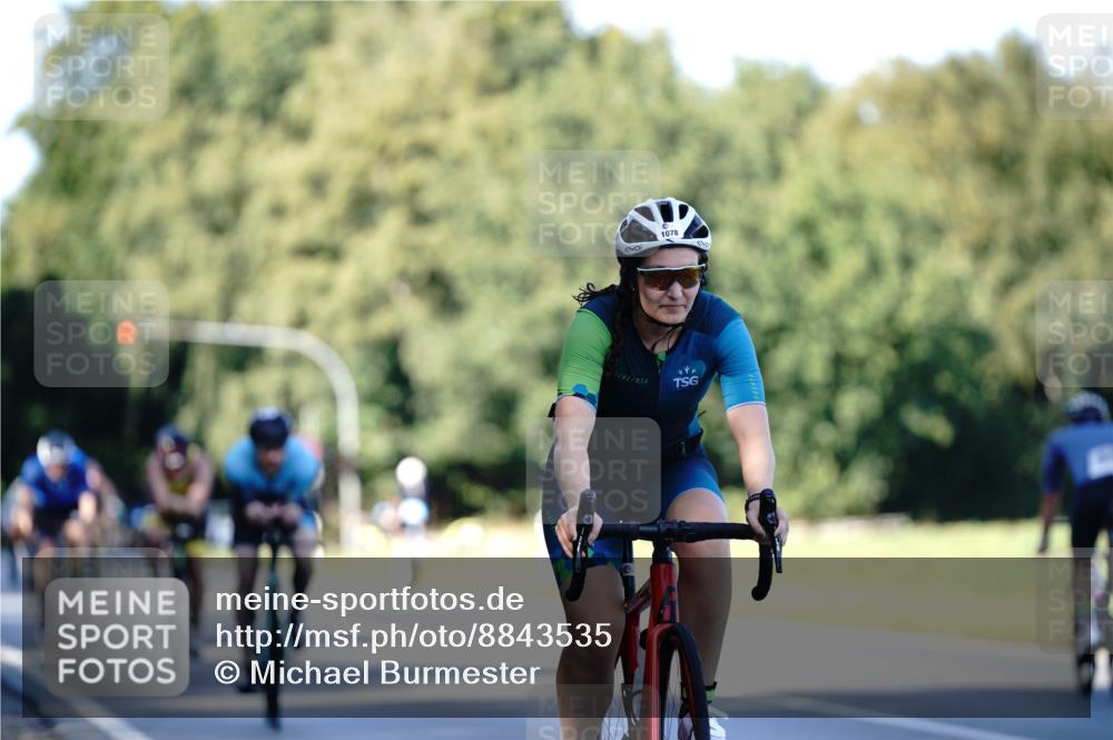 07.09.2025 - 19. Norderstedt Triathlon Michael Burmester http://msf.ph/oto/8843535 07.09.2025 15:55:22 Radfahren 514, 1078, 1551, 1627 meine-sportfotos.de