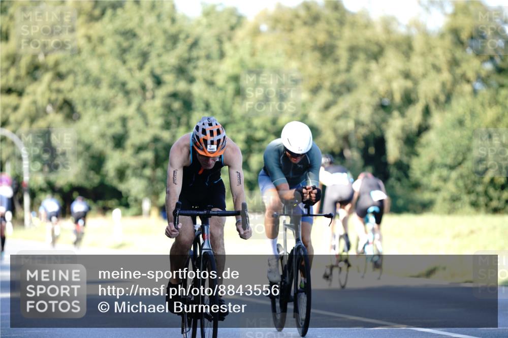 07.09.2025 - 19. Norderstedt Triathlon Michael Burmester http://msf.ph/oto/8843556 07.09.2025 15:55:27 Radfahren 939, 957, 1078, 1403, 1523, 1601, 1627 meine-sportfotos.de