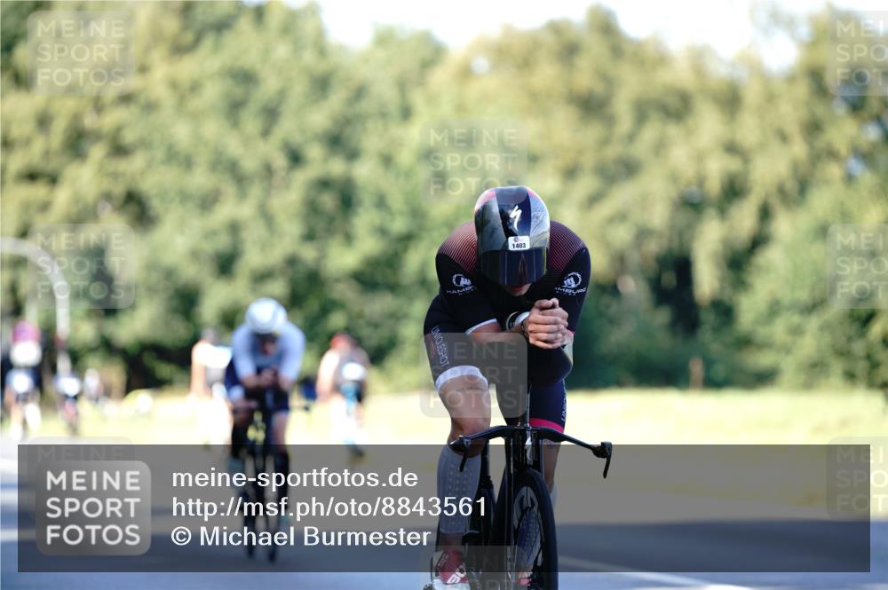 07.09.2025 - 19. Norderstedt Triathlon Michael Burmester http://msf.ph/oto/8843561 07.09.2025 15:55:29 Radfahren 939, 957, 1071, 1403, 1523, 1574, 1601 meine-sportfotos.de