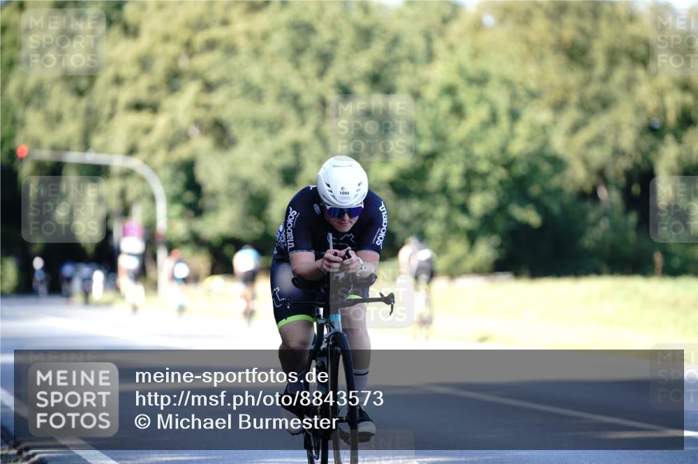 07.09.2025 - 19. Norderstedt Triathlon Michael Burmester http://msf.ph/oto/8843573 07.09.2025 15:55:33 Radfahren 1071, 1094, 1403, 1574 meine-sportfotos.de