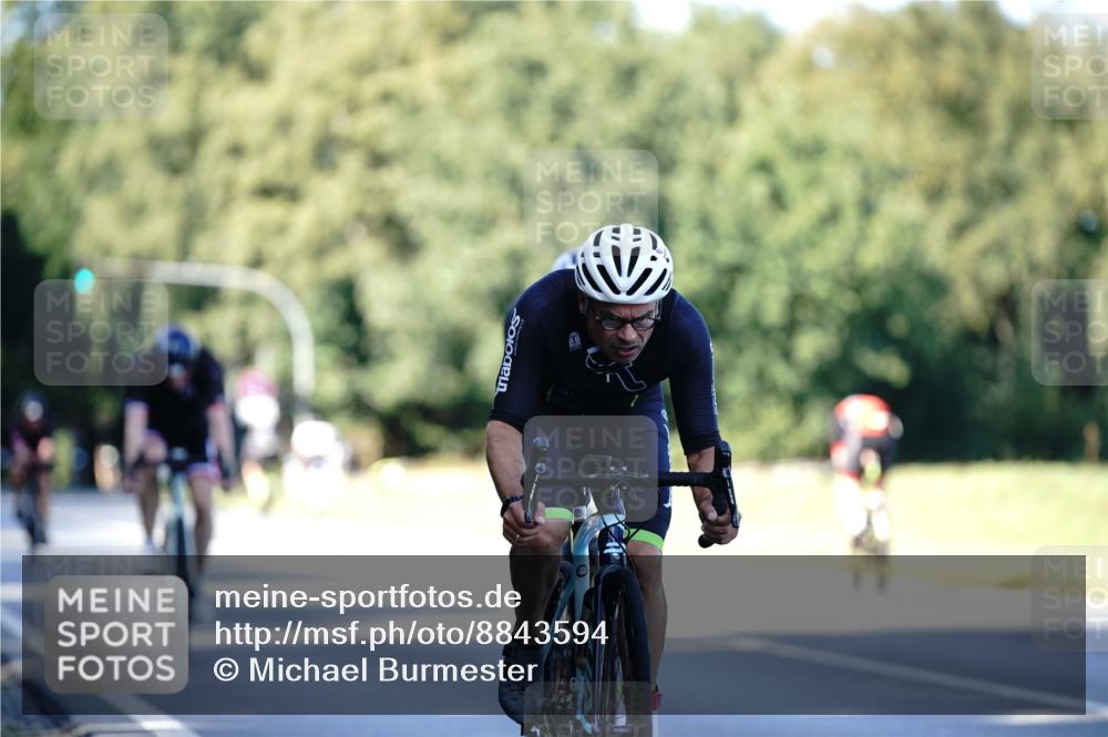 07.09.2025 - 19. Norderstedt Triathlon Michael Burmester http://msf.ph/oto/8843594 07.09.2025 15:55:45 Radfahren 491, 866, 1057, 1559, 1580, 1609, 1611 meine-sportfotos.de