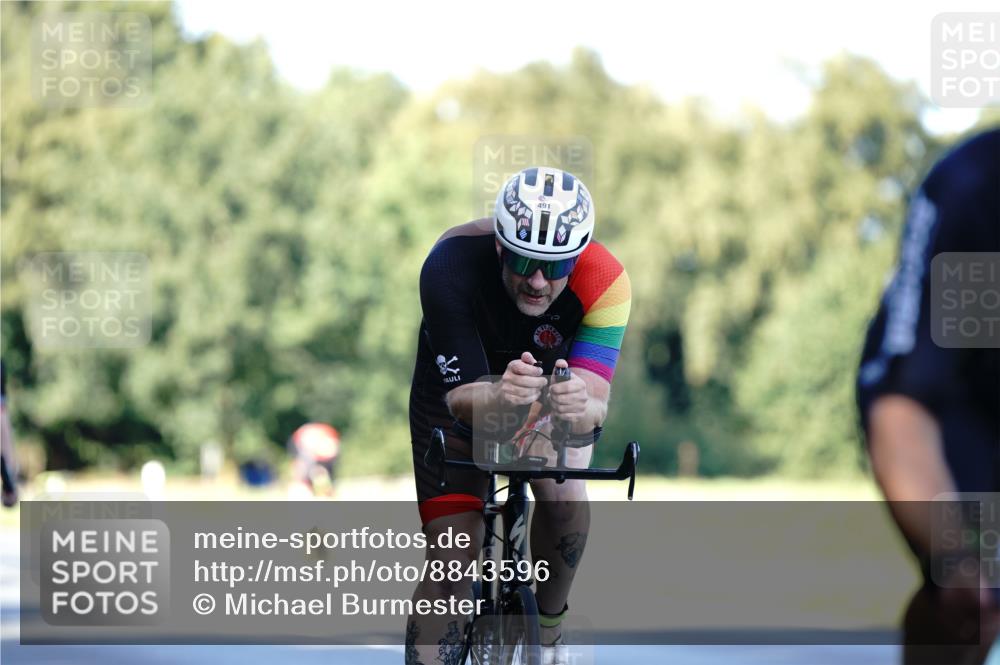 07.09.2025 - 19. Norderstedt Triathlon Michael Burmester http://msf.ph/oto/8843596 07.09.2025 15:55:46 Radfahren 491, 866, 1559, 1580, 1609, 1611 meine-sportfotos.de