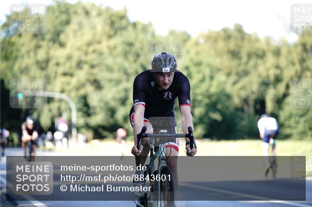 07.09.2025 - 19. Norderstedt Triathlon Michael Burmester http://msf.ph/oto/8843601 07.09.2025 15:55:47 Radfahren 491, 1559, 1580, 1609 meine-sportfotos.de