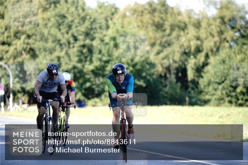07.09.2025 - 19. Norderstedt Triathlon Michael Burmester http://msf.ph/oto/8843611 07.09.2025 15:55:57 Radfahren 378, 485, 531, 925 meine-sportfotos.de