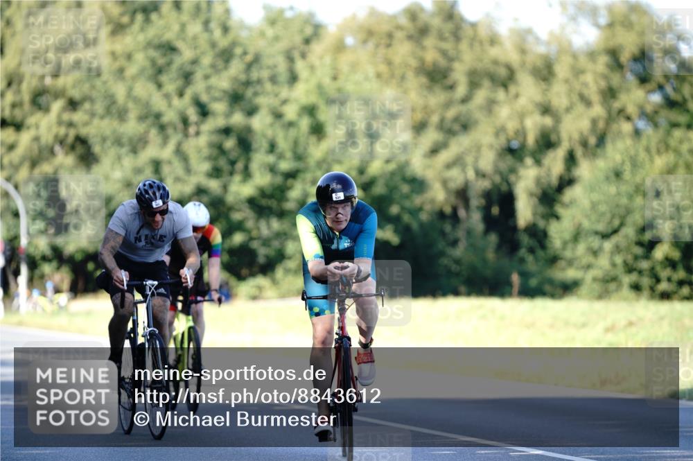 07.09.2025 - 19. Norderstedt Triathlon Michael Burmester http://msf.ph/oto/8843612 07.09.2025 15:55:57 Radfahren 378, 485, 531, 925 meine-sportfotos.de