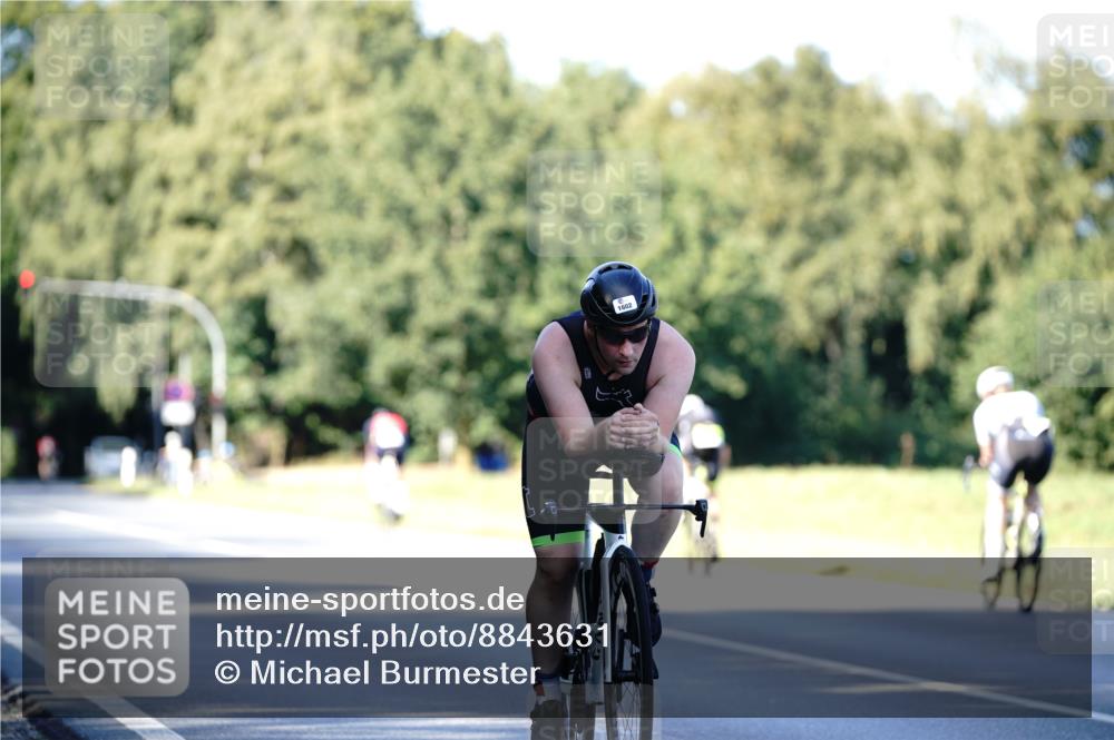 07.09.2025 - 19. Norderstedt Triathlon Michael Burmester http://msf.ph/oto/8843631 07.09.2025 15:56:02 Radfahren 485, 531, 925, 936, 1547, 1602 meine-sportfotos.de