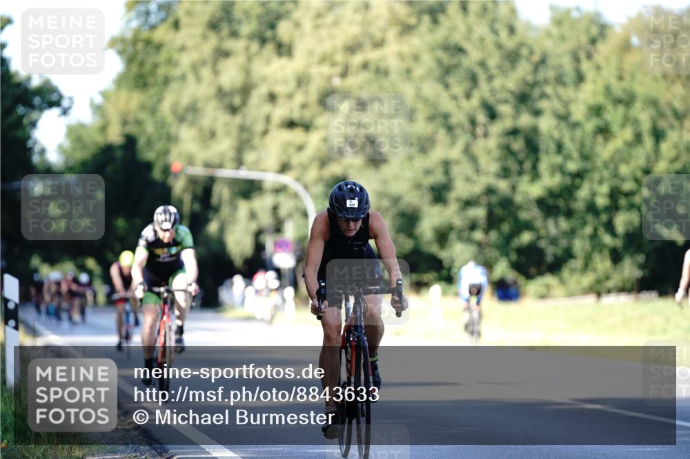 07.09.2025 - 19. Norderstedt Triathlon Michael Burmester http://msf.ph/oto/8843633 07.09.2025 15:56:08 Radfahren 429 meine-sportfotos.de