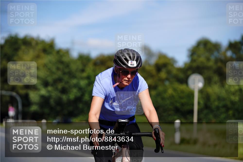 07.09.2025 - 19. Norderstedt Triathlon Michael Burmester http://msf.ph/oto/8843634 07.09.2025 13:04:35 Radfahren 348, 799, 853 meine-sportfotos.de