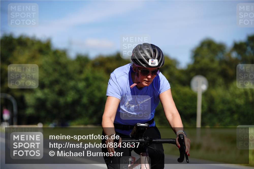 07.09.2025 - 19. Norderstedt Triathlon Michael Burmester http://msf.ph/oto/8843637 07.09.2025 13:04:35 Radfahren 348, 799, 853 meine-sportfotos.de