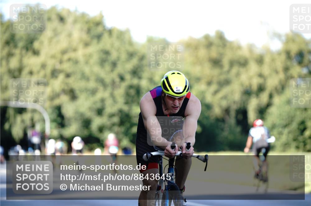 07.09.2025 - 19. Norderstedt Triathlon Michael Burmester http://msf.ph/oto/8843645 07.09.2025 15:56:13 Radfahren 429, 492, 1524, 1610 meine-sportfotos.de