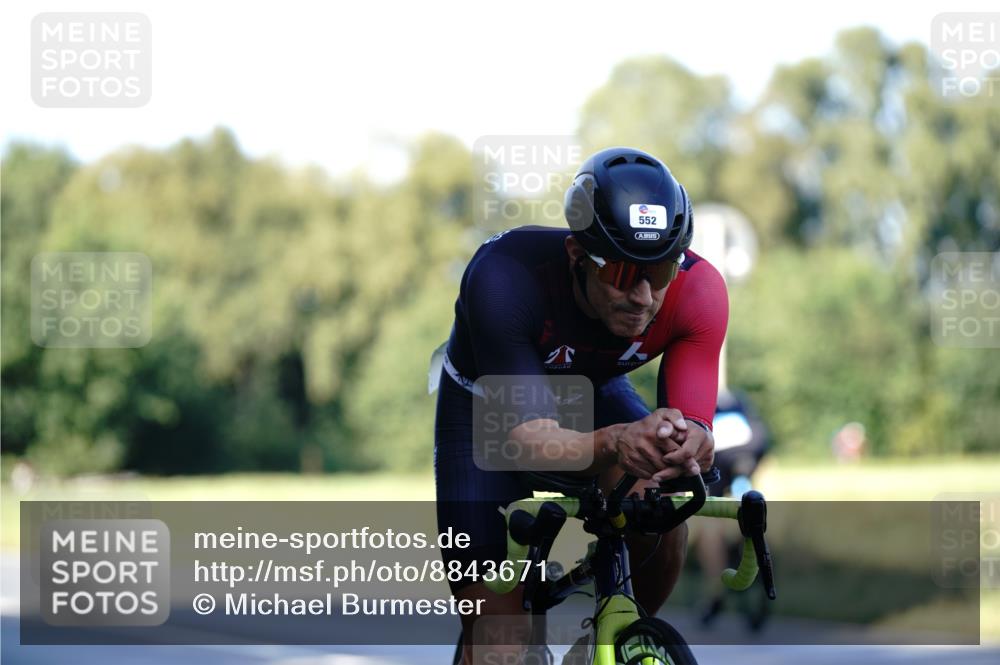 07.09.2025 - 19. Norderstedt Triathlon Michael Burmester http://msf.ph/oto/8843671 07.09.2025 15:56:27 Radfahren 552, 1420 meine-sportfotos.de