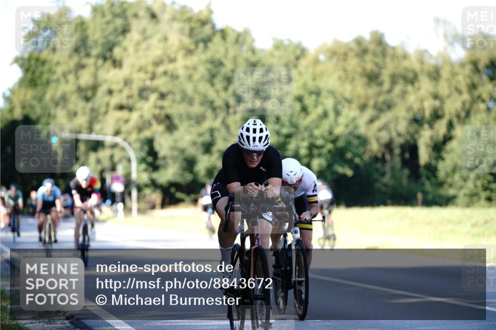 07.09.2025 - 19. Norderstedt Triathlon Michael Burmester http://msf.ph/oto/8843672 07.09.2025 15:56:31 Radfahren 1475, 1556, 1588 meine-sportfotos.de
