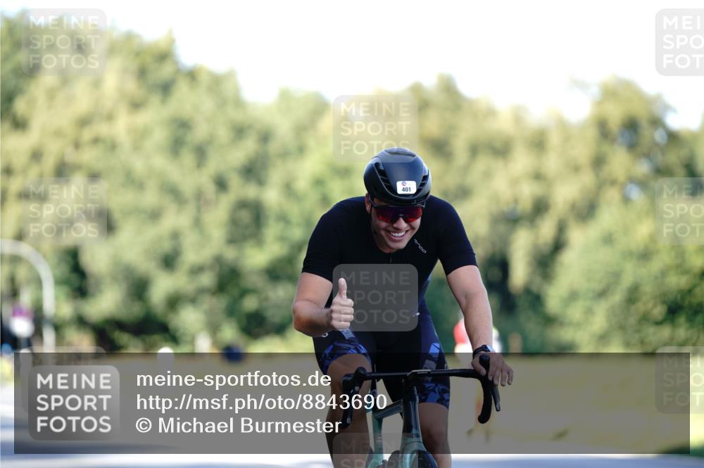 07.09.2025 - 19. Norderstedt Triathlon Michael Burmester http://msf.ph/oto/8843690 07.09.2025 15:56:42 Radfahren 401, 1579 meine-sportfotos.de