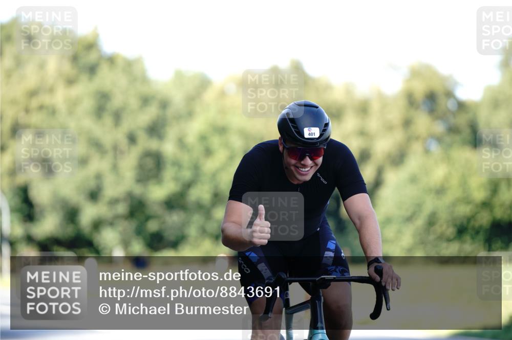 07.09.2025 - 19. Norderstedt Triathlon Michael Burmester http://msf.ph/oto/8843691 07.09.2025 15:56:42 Radfahren 401, 1579 meine-sportfotos.de