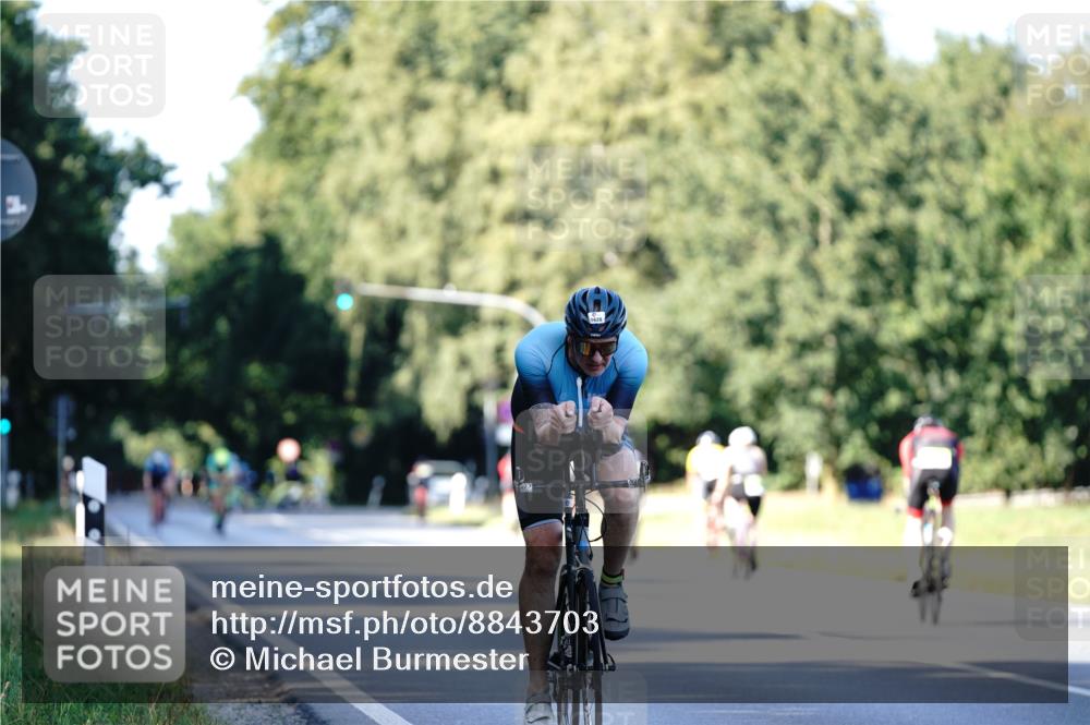 07.09.2025 - 19. Norderstedt Triathlon Michael Burmester http://msf.ph/oto/8843703 07.09.2025 15:56:51 Radfahren 1407, 1628 meine-sportfotos.de