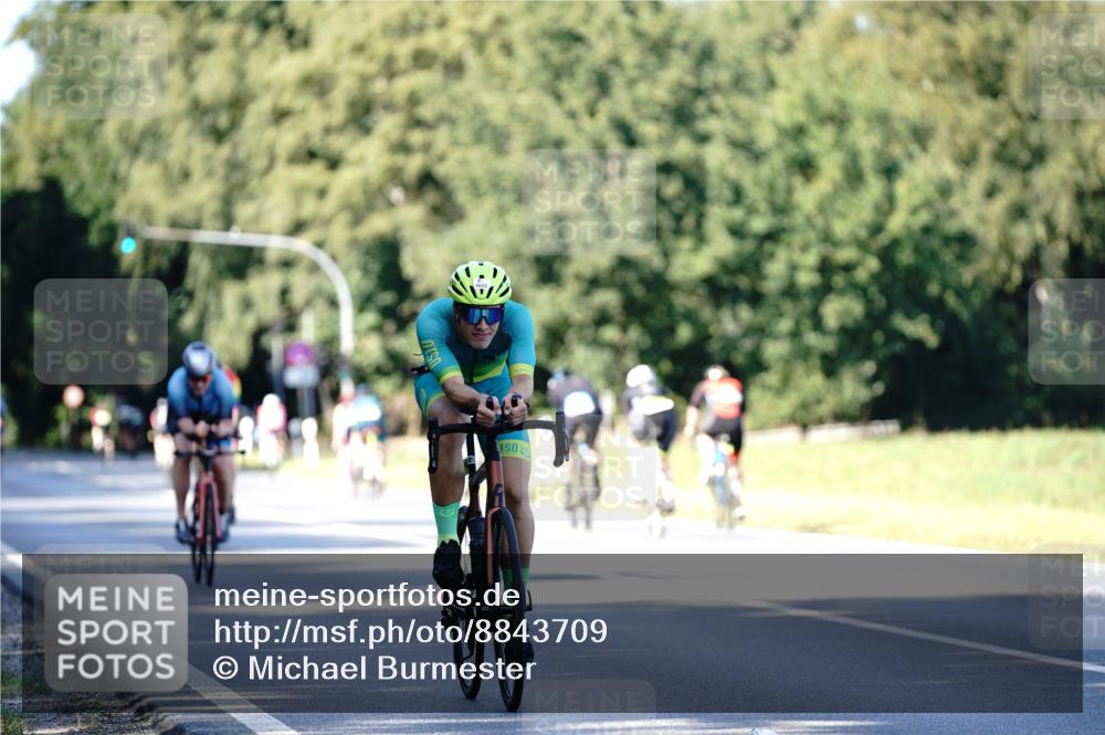 07.09.2025 - 19. Norderstedt Triathlon Michael Burmester http://msf.ph/oto/8843709 07.09.2025 15:57:00 Radfahren 1623 meine-sportfotos.de