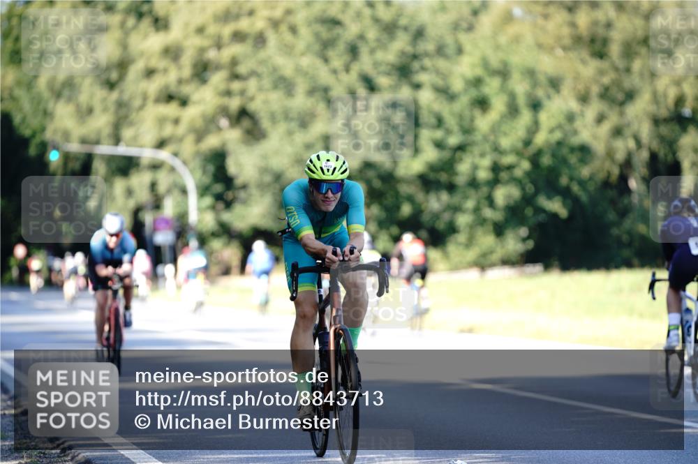 07.09.2025 - 19. Norderstedt Triathlon Michael Burmester http://msf.ph/oto/8843713 07.09.2025 15:57:01 Radfahren 1623 meine-sportfotos.de